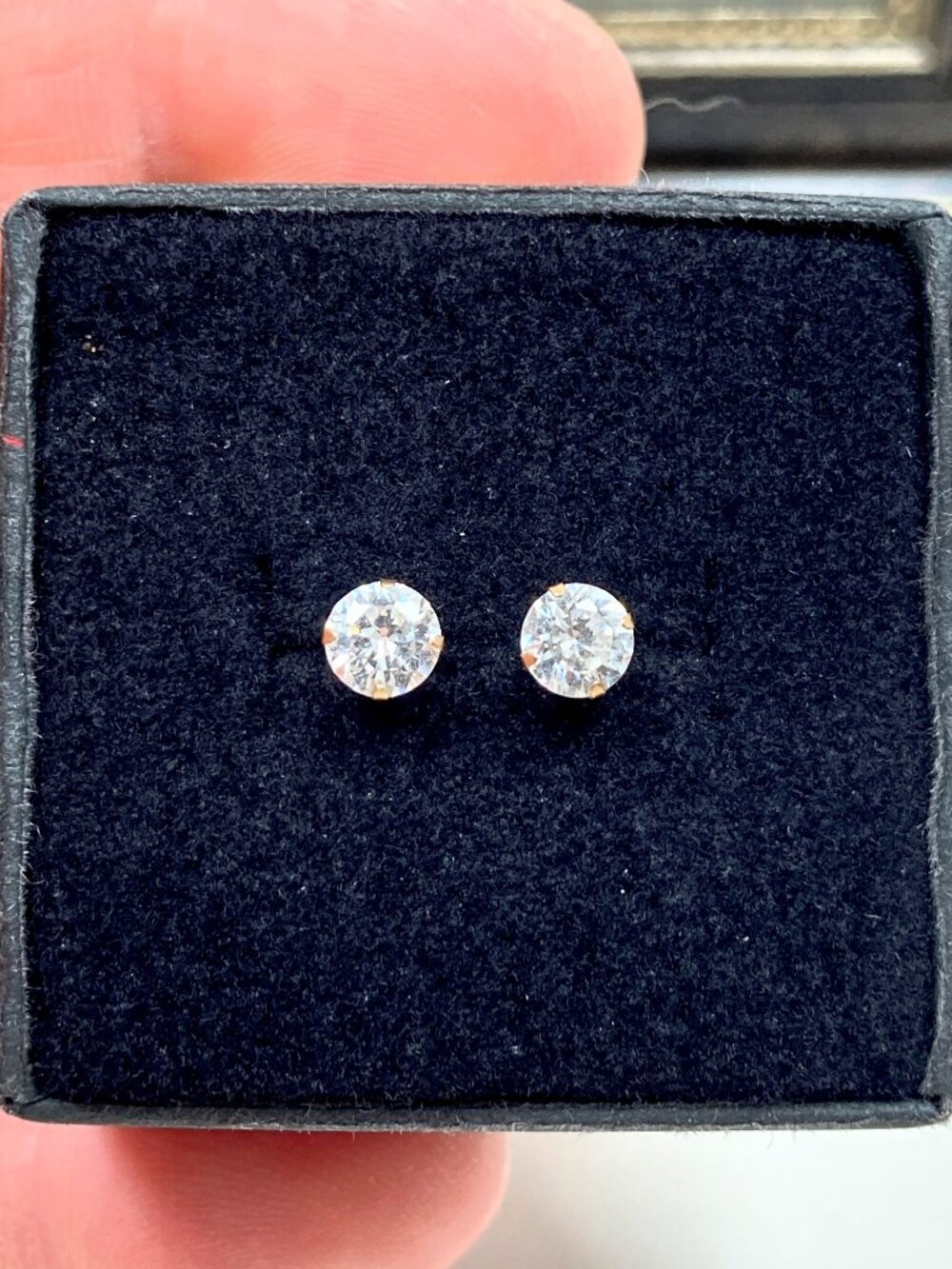 10k Solid Yellow Gold Genuine 5mm CZ Stud Earrings
